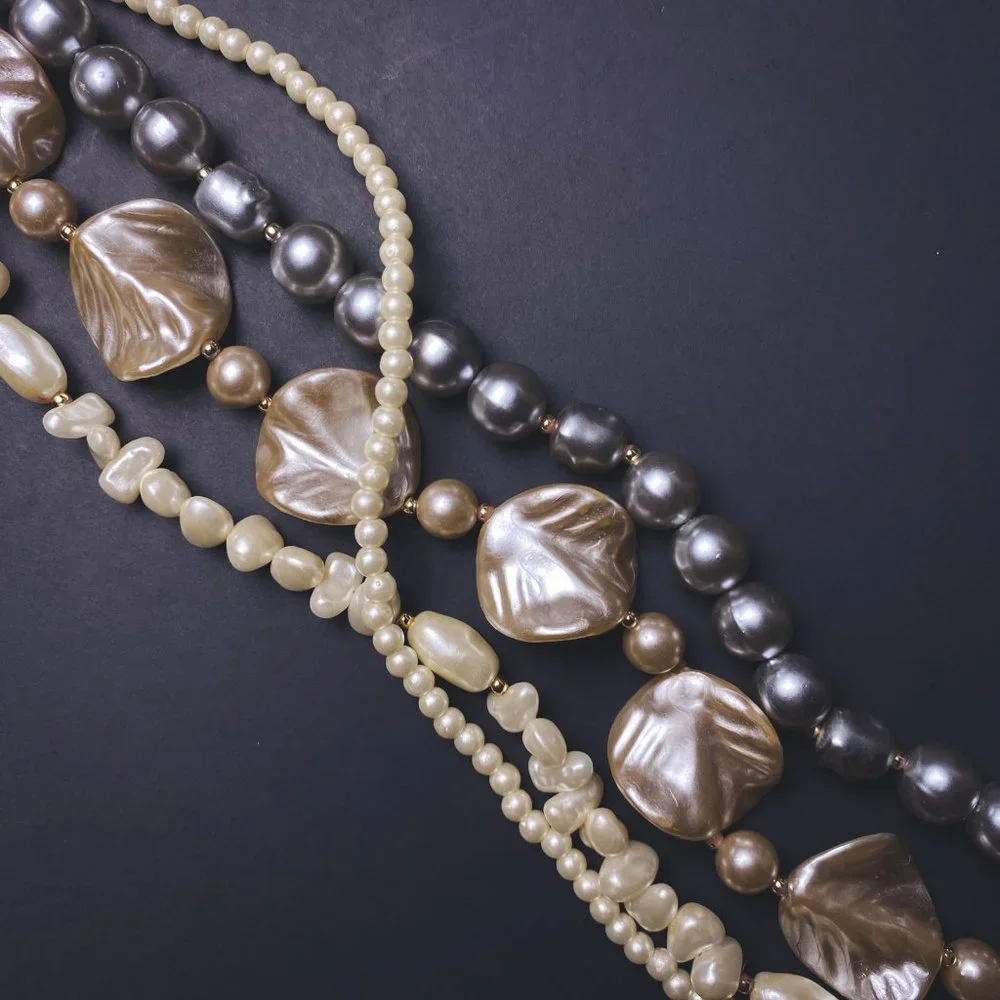 Vintage White Grey Mixed Faux Pearl Chunky Beaded Mutli Strand Collar Necklace - Picture 6 of 12